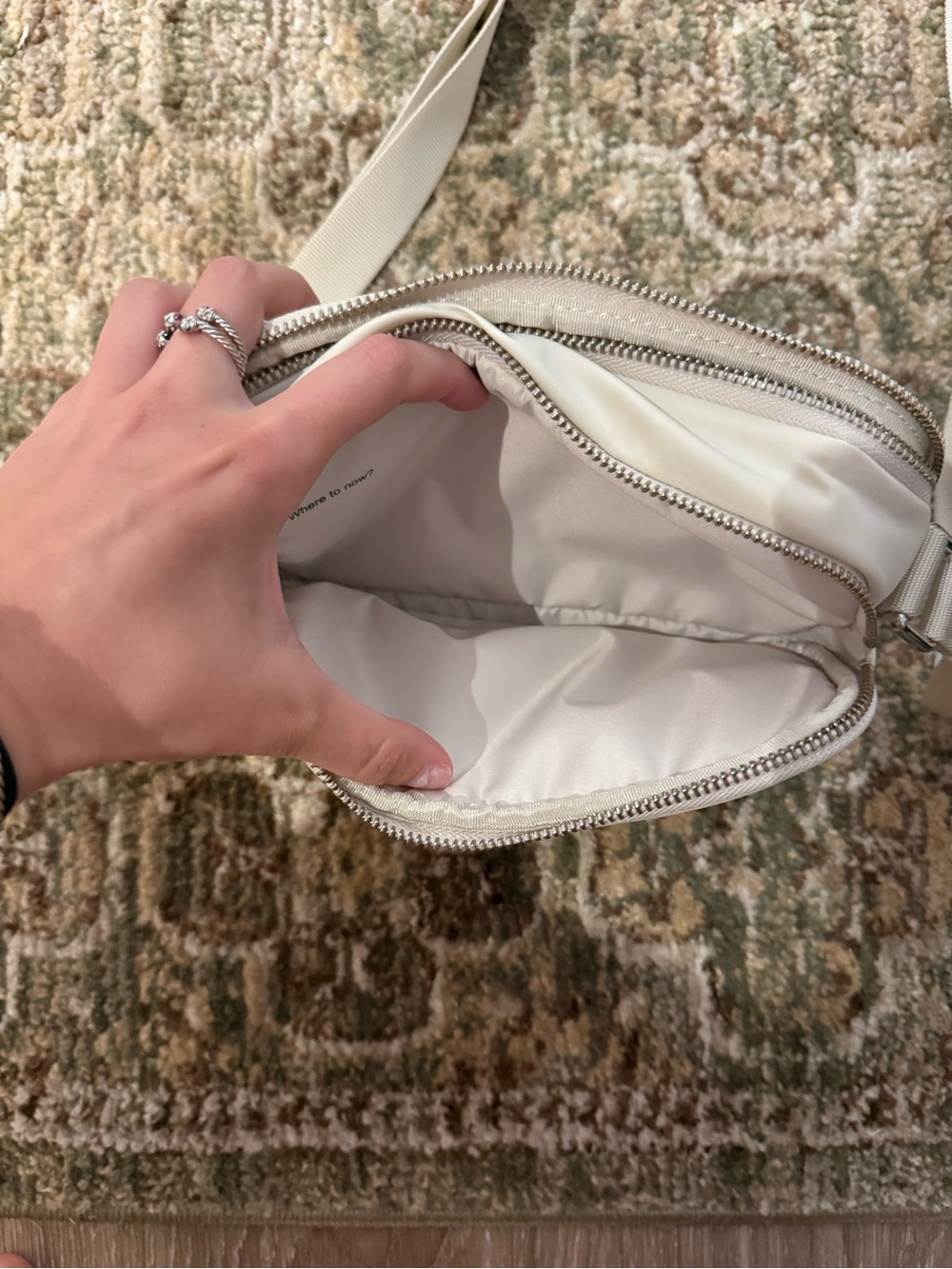 lululemon athletica Cream Crossbody Bag - Picture 3 of 5